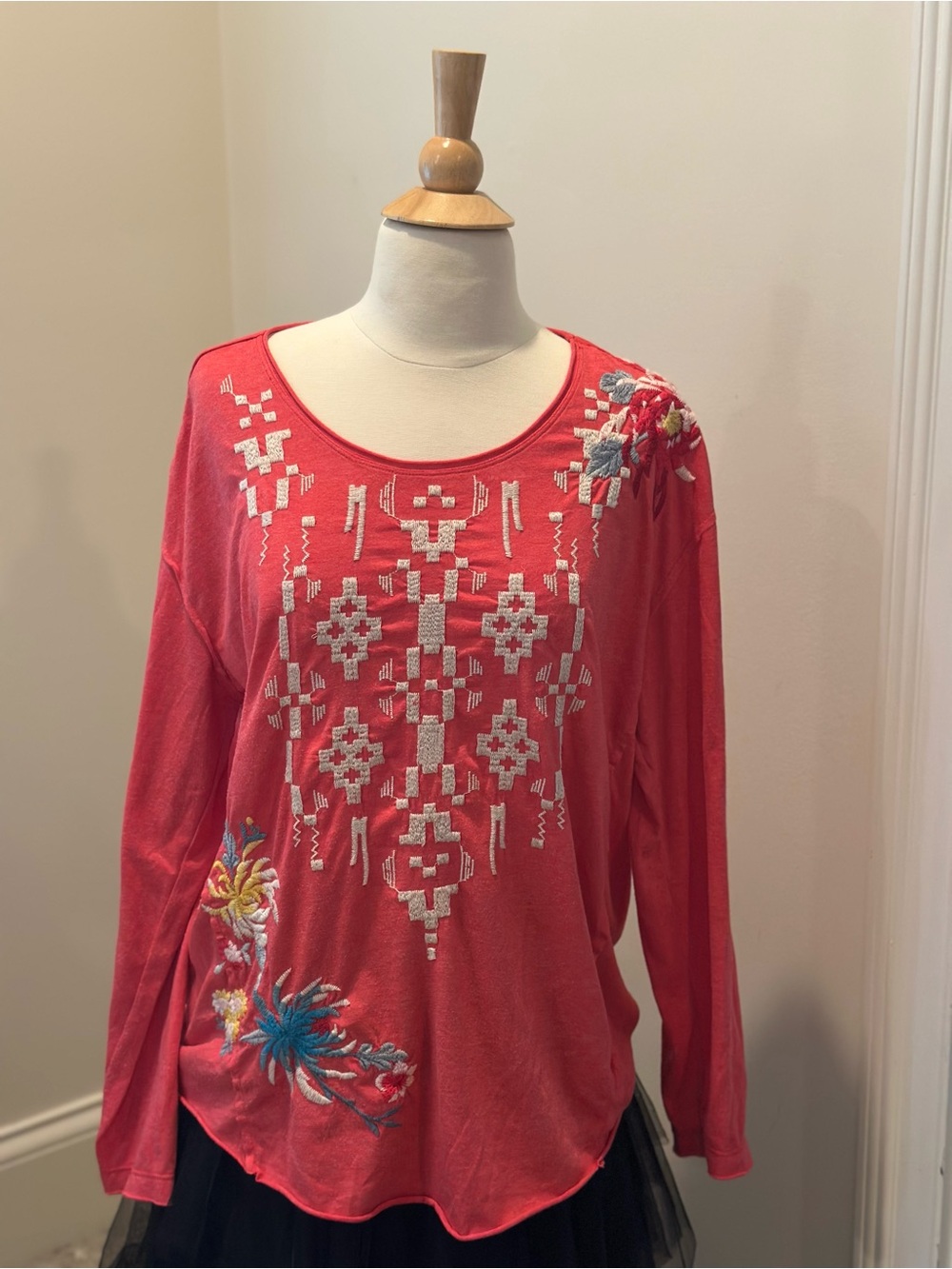 Johnny Was JW Los Angeles My Love Light Embroidered Boho Top S